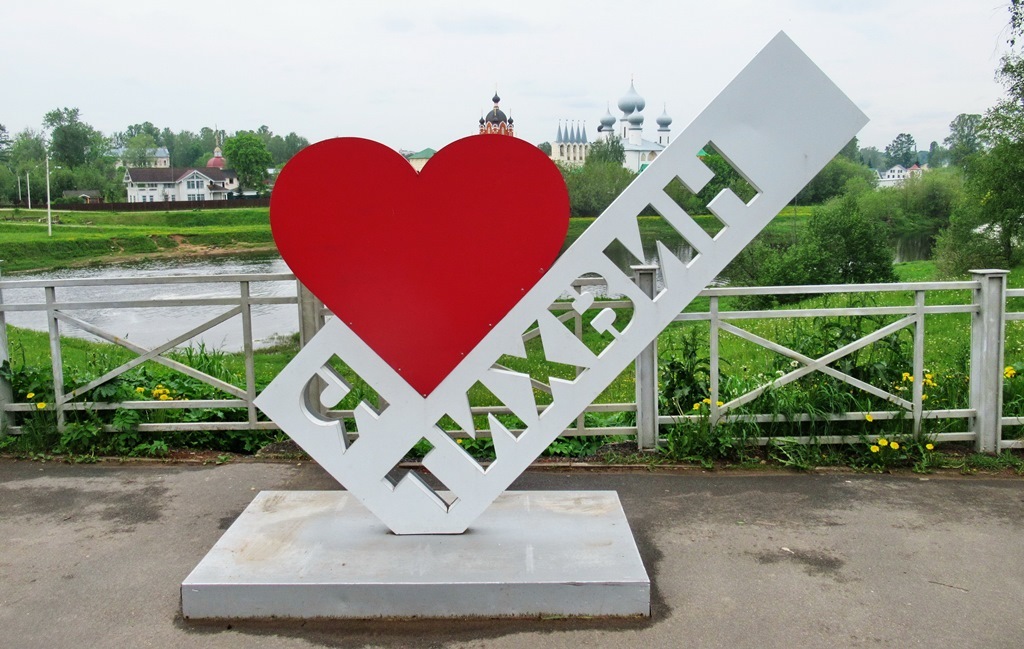https://content.foto.my.mail.ru/list/s1_62/42360/h-42554.jpg