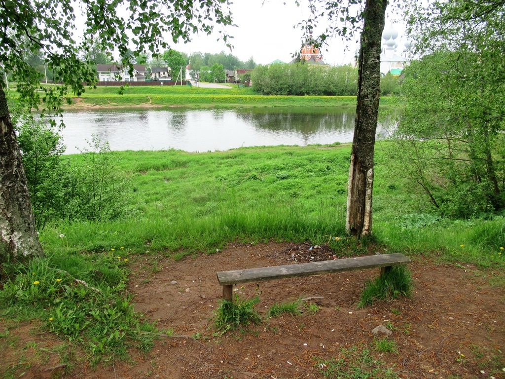 https://content.foto.my.mail.ru/list/s1_62/42360/h-42555.jpg