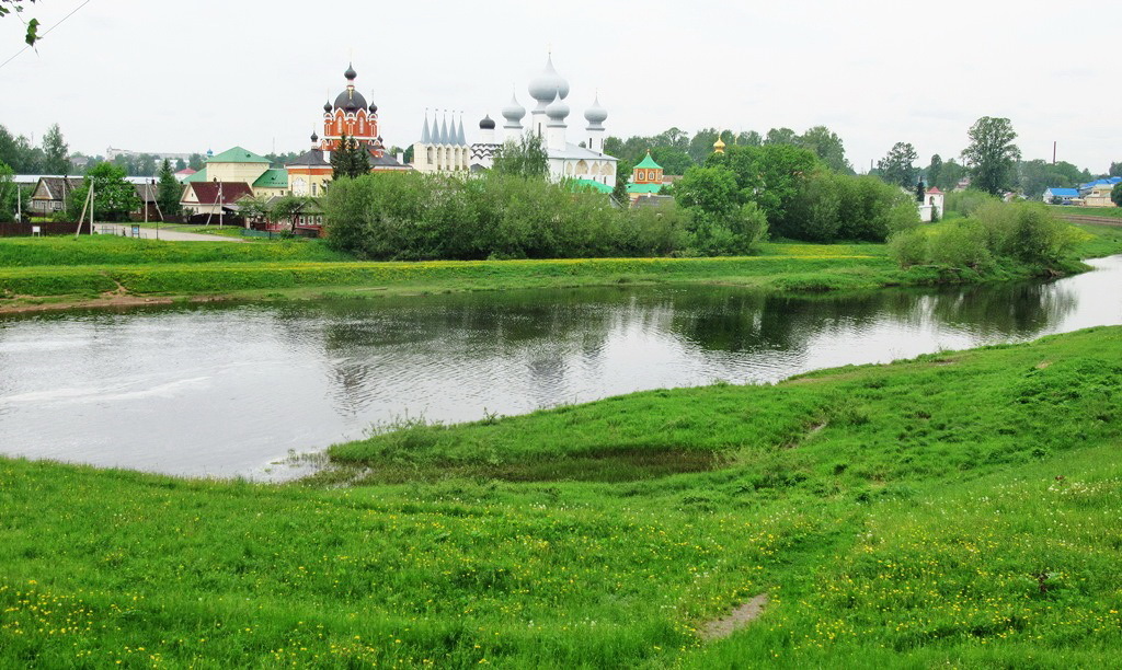 https://content.foto.my.mail.ru/list/s1_62/42360/h-42556.jpg