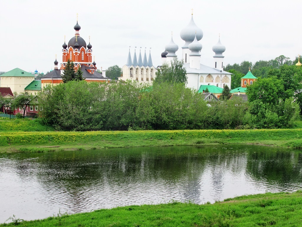 https://content.foto.my.mail.ru/list/s1_62/42360/h-42557.jpg