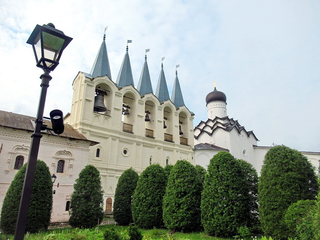 https://content.foto.my.mail.ru/list/s1_62/42398/h-42453.jpg