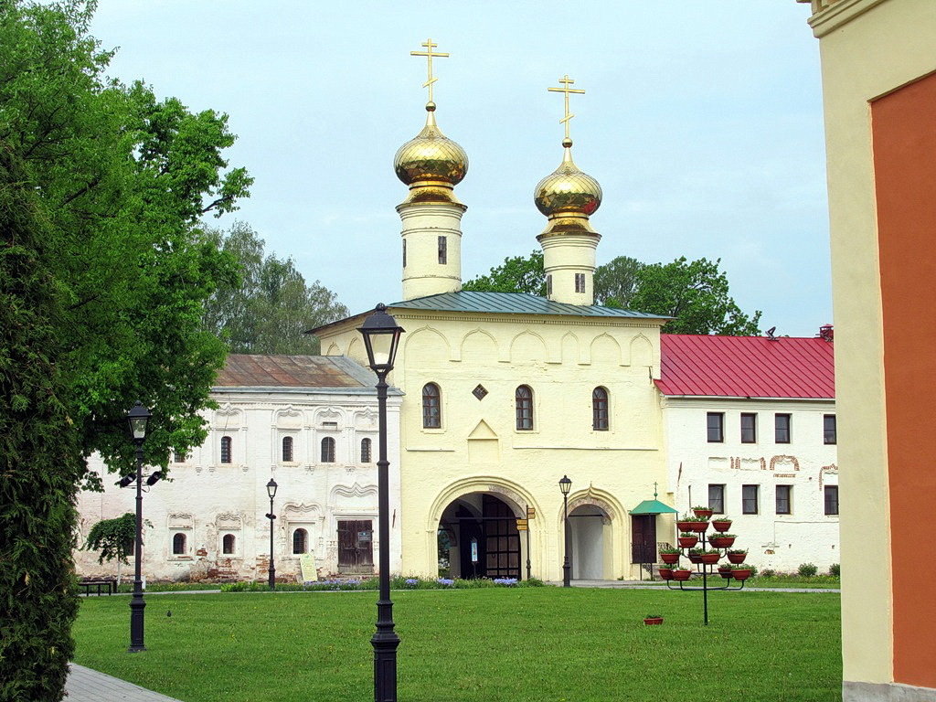 https://content.foto.my.mail.ru/list/s1_62/42398/h-42455.jpg