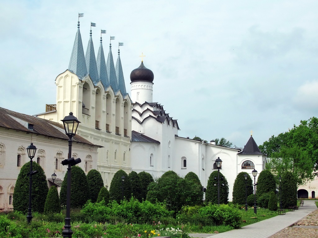https://content.foto.my.mail.ru/list/s1_62/42398/h-42457.jpg