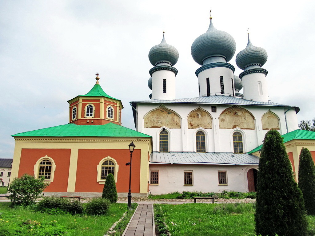 https://content.foto.my.mail.ru/list/s1_62/42398/h-42467.jpg
