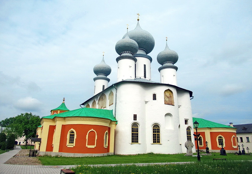 https://content.foto.my.mail.ru/list/s1_62/42398/h-42469.jpg