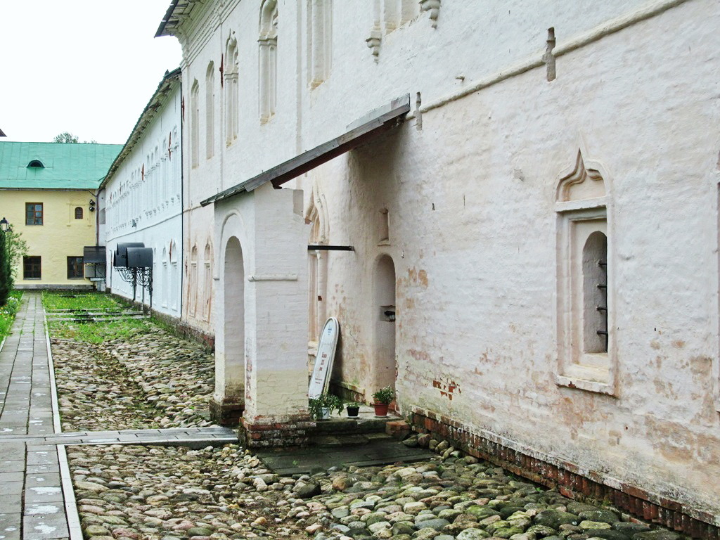 https://content.foto.my.mail.ru/list/s1_62/42398/h-42508.jpg