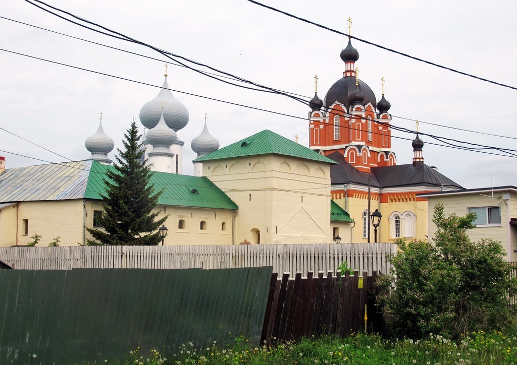 https://content.foto.my.mail.ru/list/s1_62/42398/h-42515.jpg