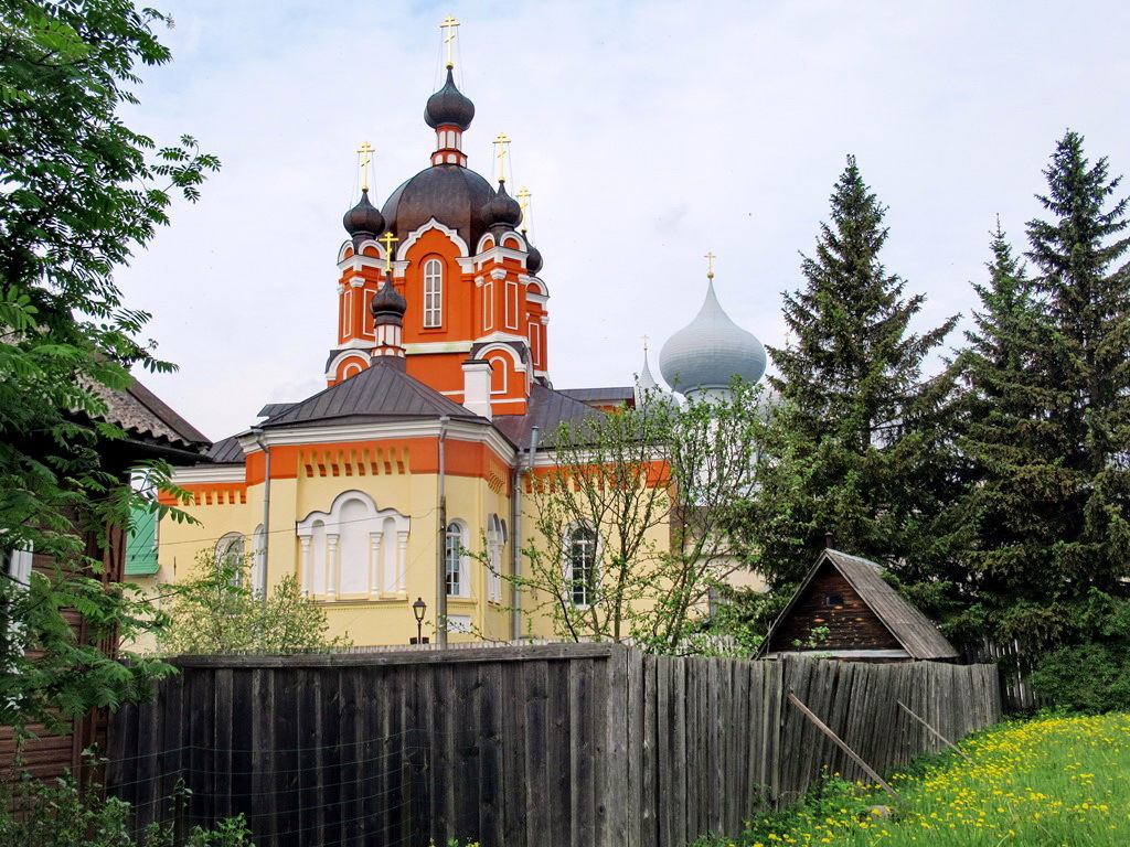 https://content.foto.my.mail.ru/list/s1_62/42398/h-42520.jpg
