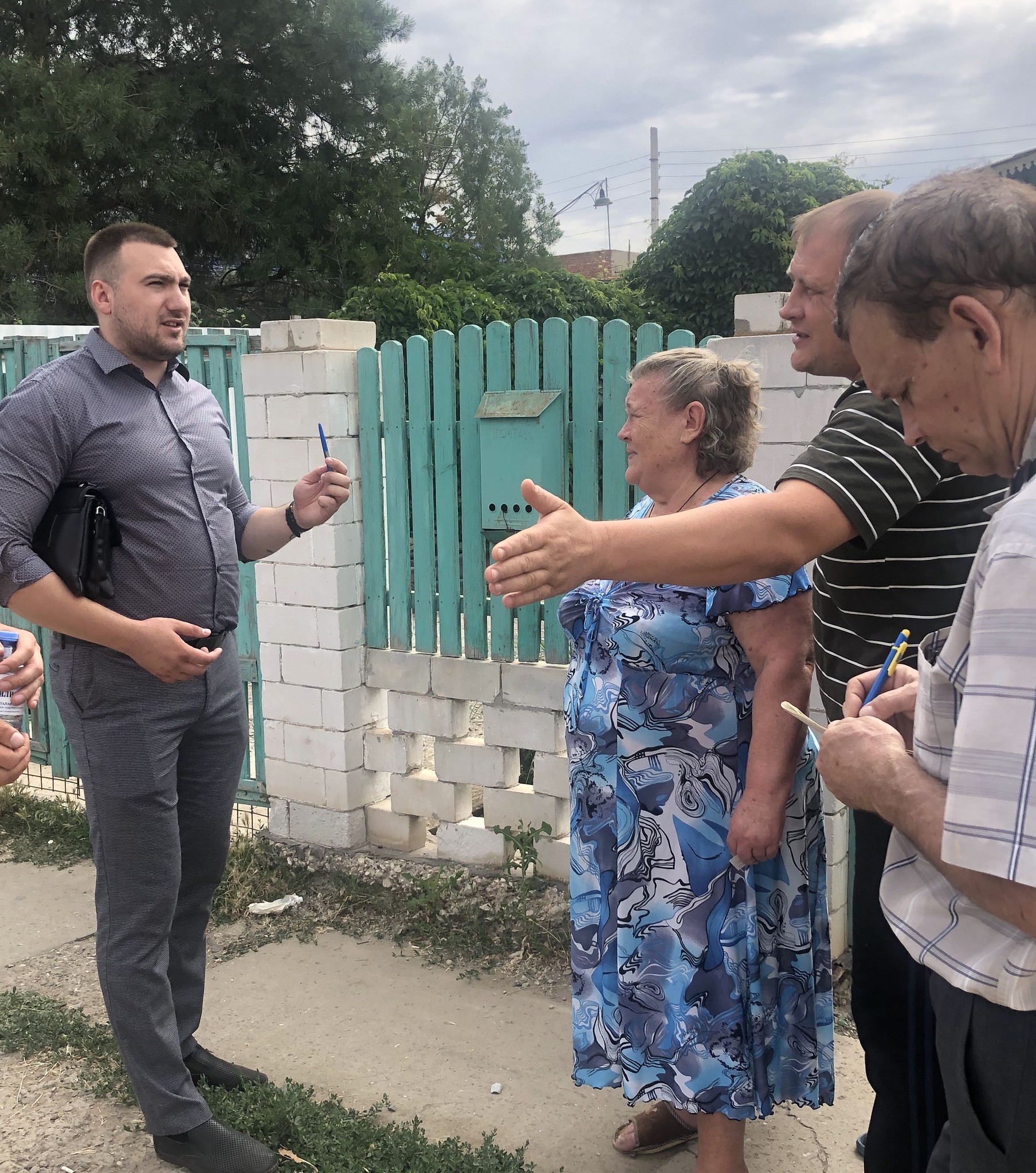 70-летняя астраханка осталась на три месяца без воды, но все равно обязана  платить