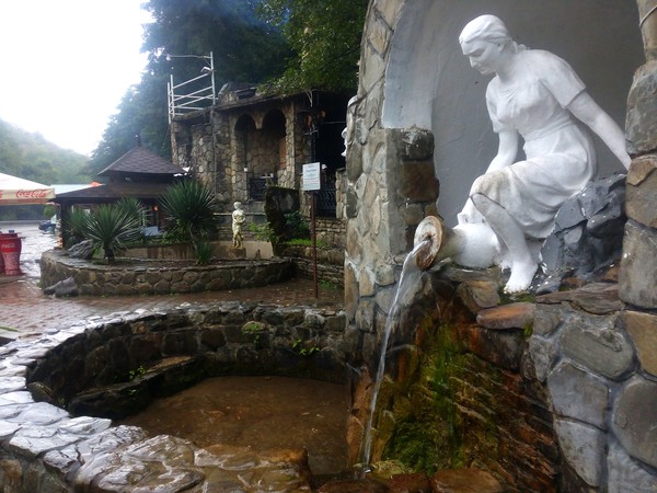 Родник наташа в геленджике фото