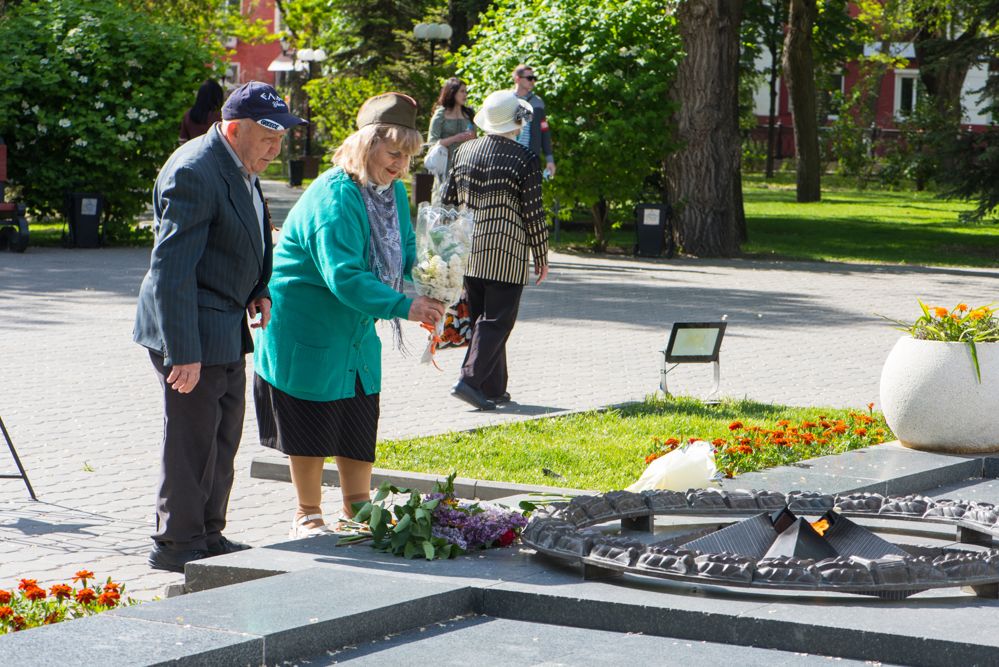 Астрахань празднует День Победы: фоторепортаж | 09.05.2021 | Астрахань -  БезФормата