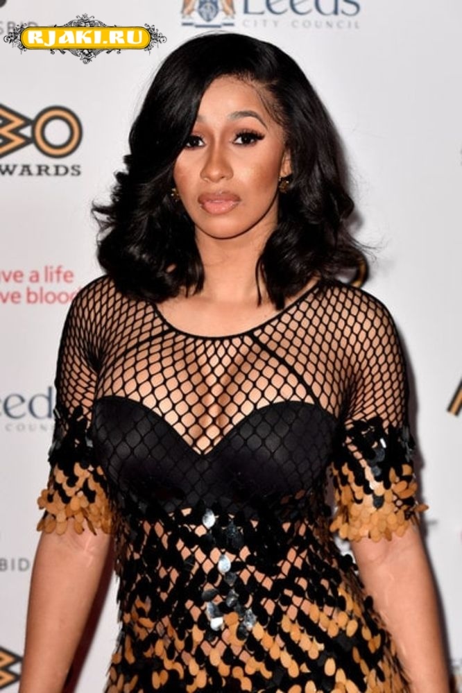 49 горячих фотографий Cardi, которые просто поражают 49 горячих фотографий Cardi, которые просто поражают