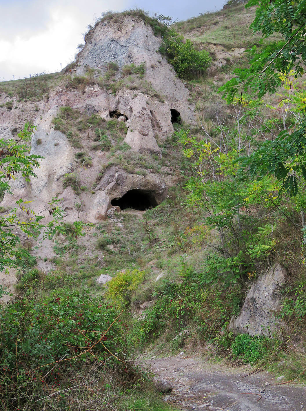 Хндзореск. Пещерные города и их обитатели. Армения,природа,дорожное