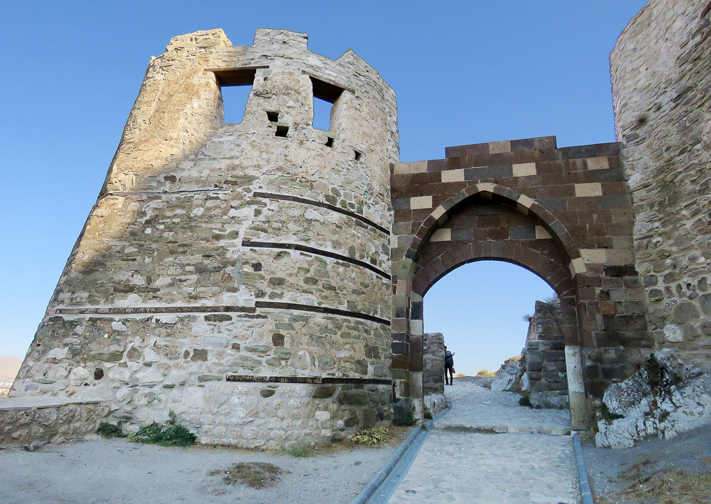 Ван. Часть 2: Ванская скала замки-крепости,Турция,дорожное