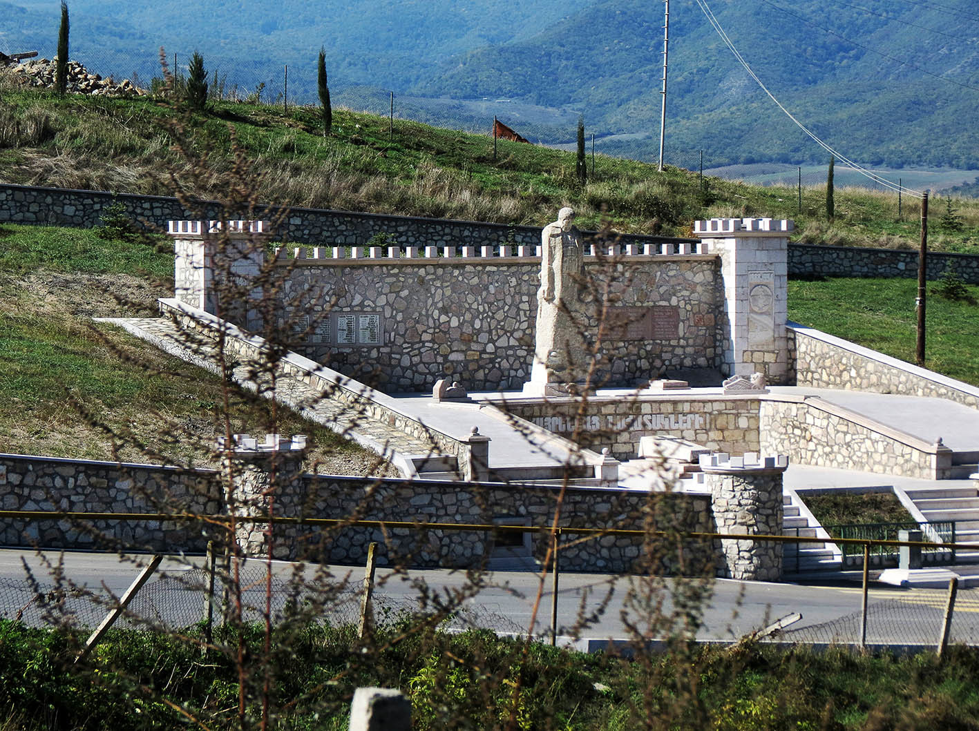 Пояс безопасности. Дадиванк и Истису. замки-крепости,"Зона заражения",природа,Нагорный Карабах (Арцах),злободневное,дорожное,курортное