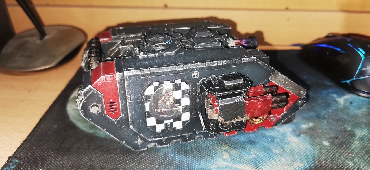 h-596.jpg
