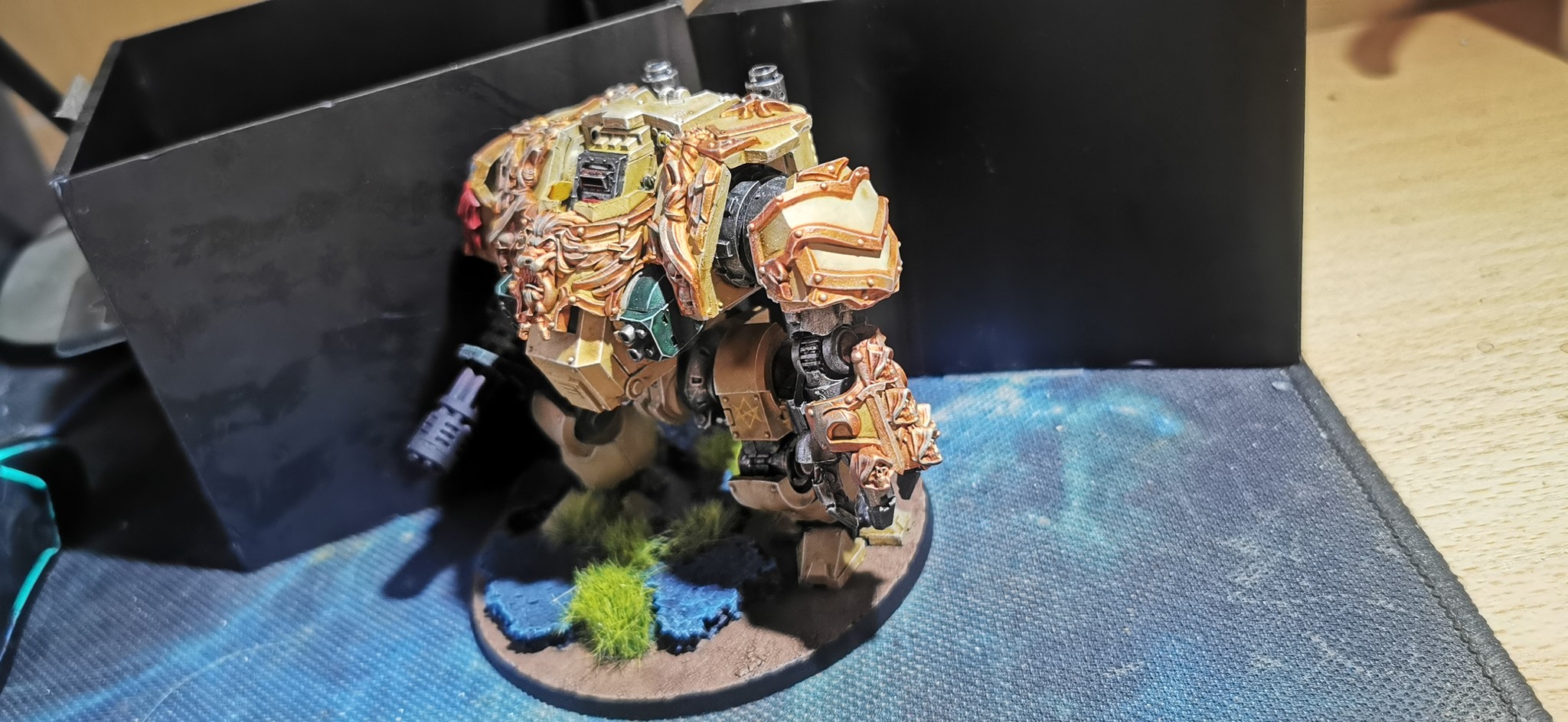 h-607.jpg
