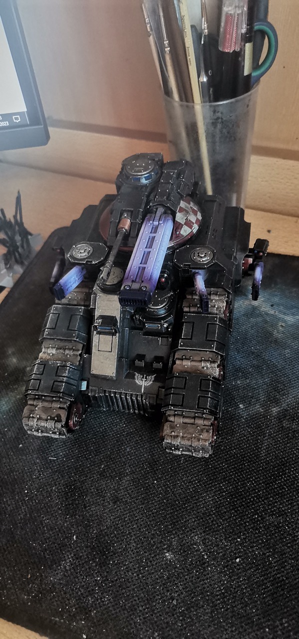 h-669.jpg