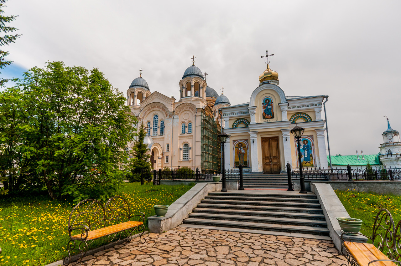 крестовоздвиженский храм в верхотурье