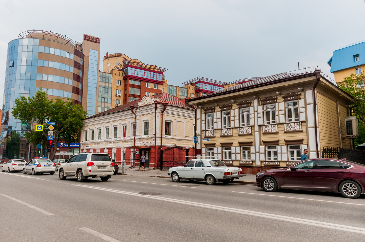 Культура тюмень. Департамент культуры Тюменской области здание. Здание Сибирь Тюмень. Тюмень культурная улица. БЦ Ермак Пермь.