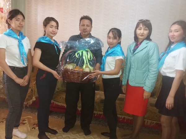 Үлкенге құрмет, кішіге міндет