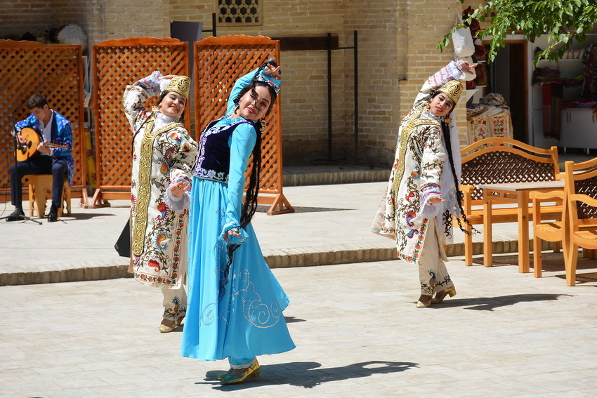 Узбекистан: конец апреля, стандартный маршрут – нужны советы и рекомендации знатоков