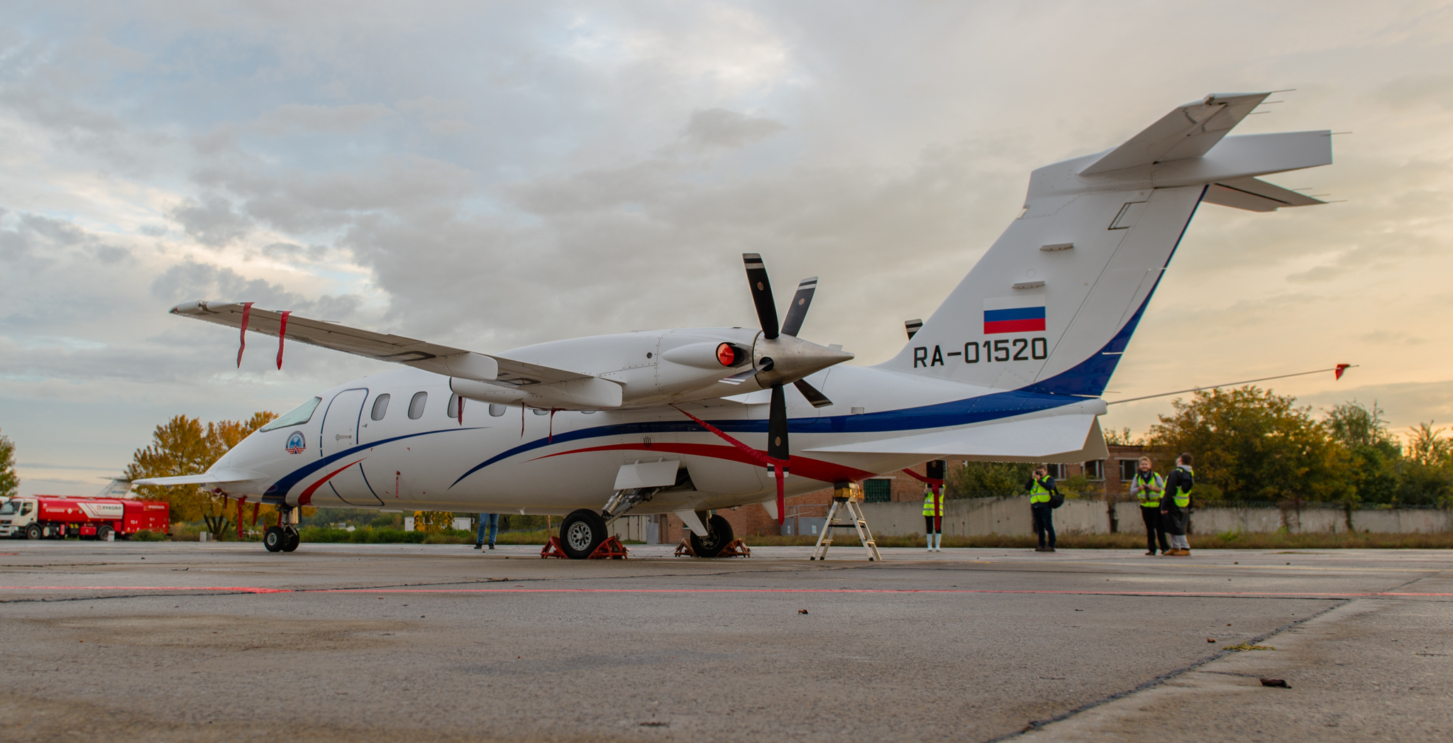 h-2911.jpg