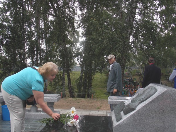 Могила Михаила Евдокимова Фото