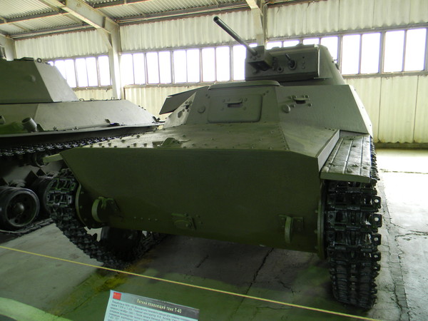 Лёгкий танк Т-40 (Военно-исторический музей бронетанкового вооружения и техники в Кубинке)