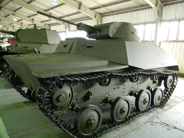 Лёгкий танк Т-40 (Военно-исторический музей бронетанкового вооружения и техники в Кубинке)