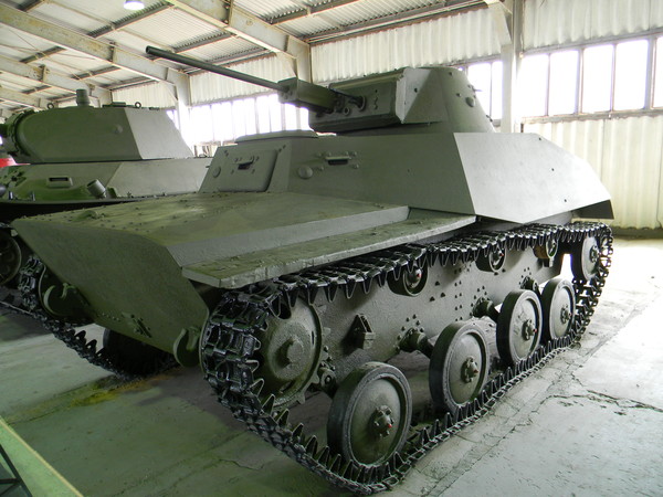 Лёгкий танк Т-40 (Военно-исторический музей бронетанкового вооружения и техники в Кубинке)
