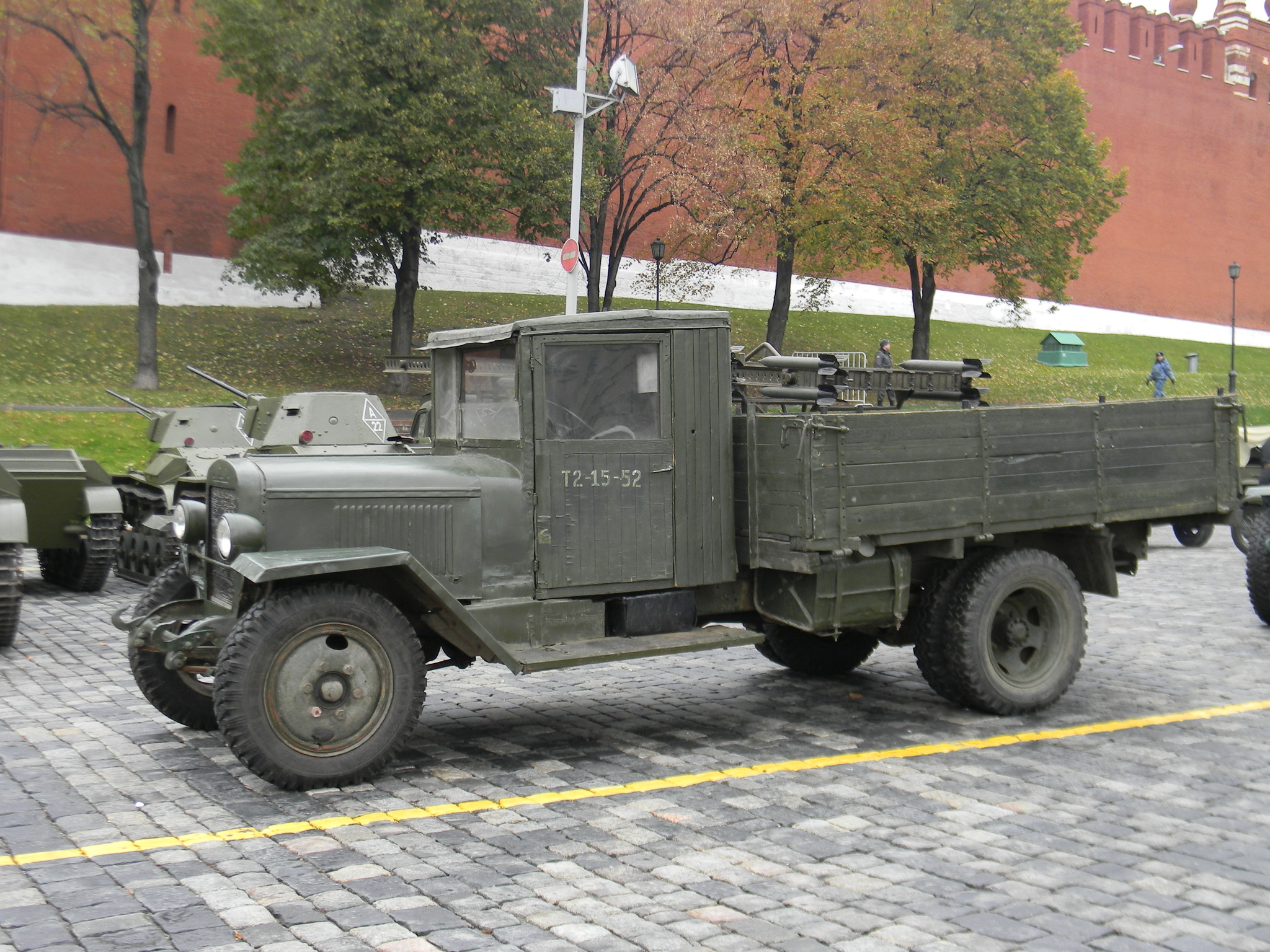Грузовой автомобиль ЗИС-5