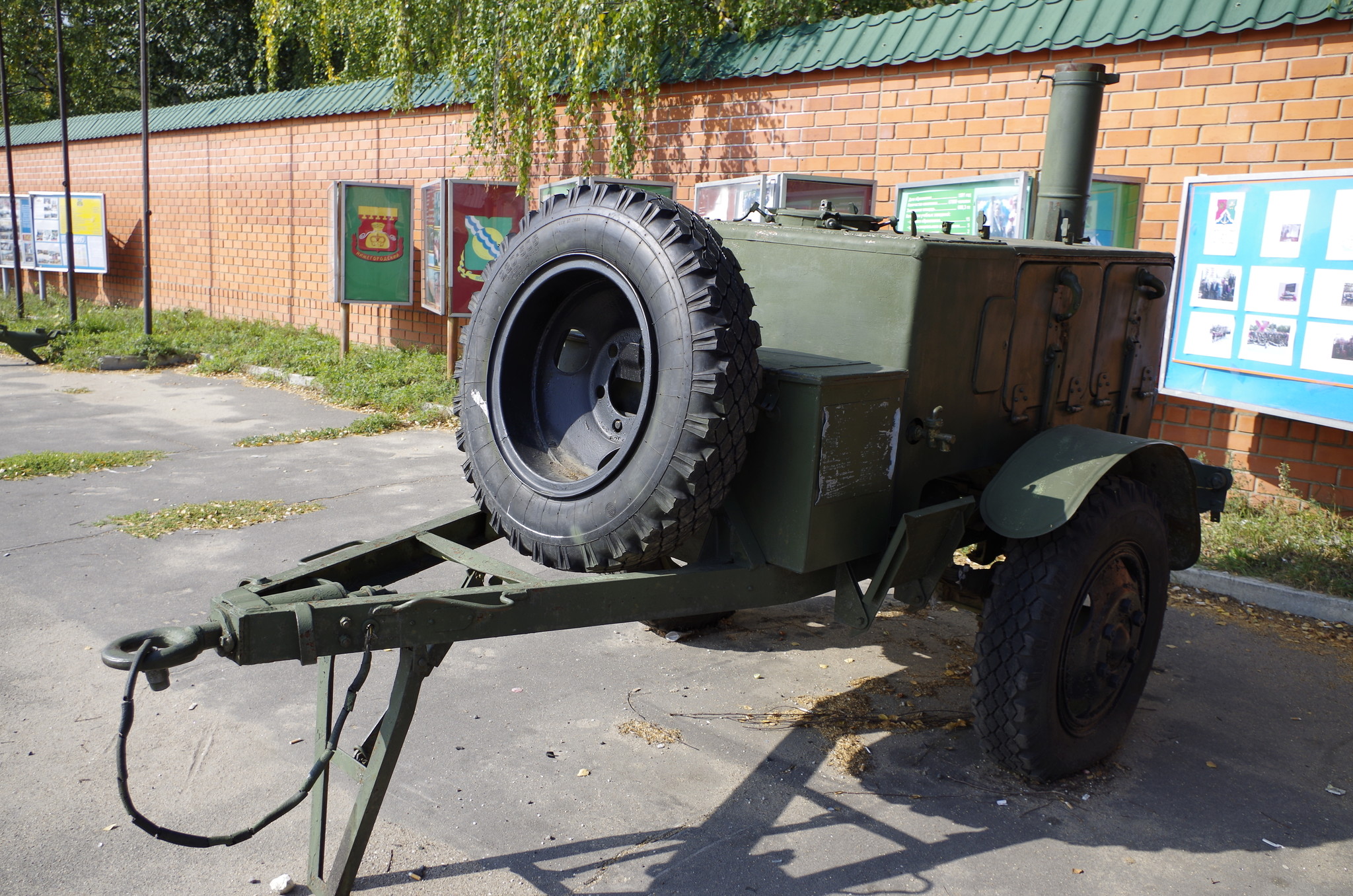 Полевая кухня КП-125. Центр военно-патриотического воспитания и физической подготовки молодежи ЮВАО города Москвы (улица Заречье, владение 3)