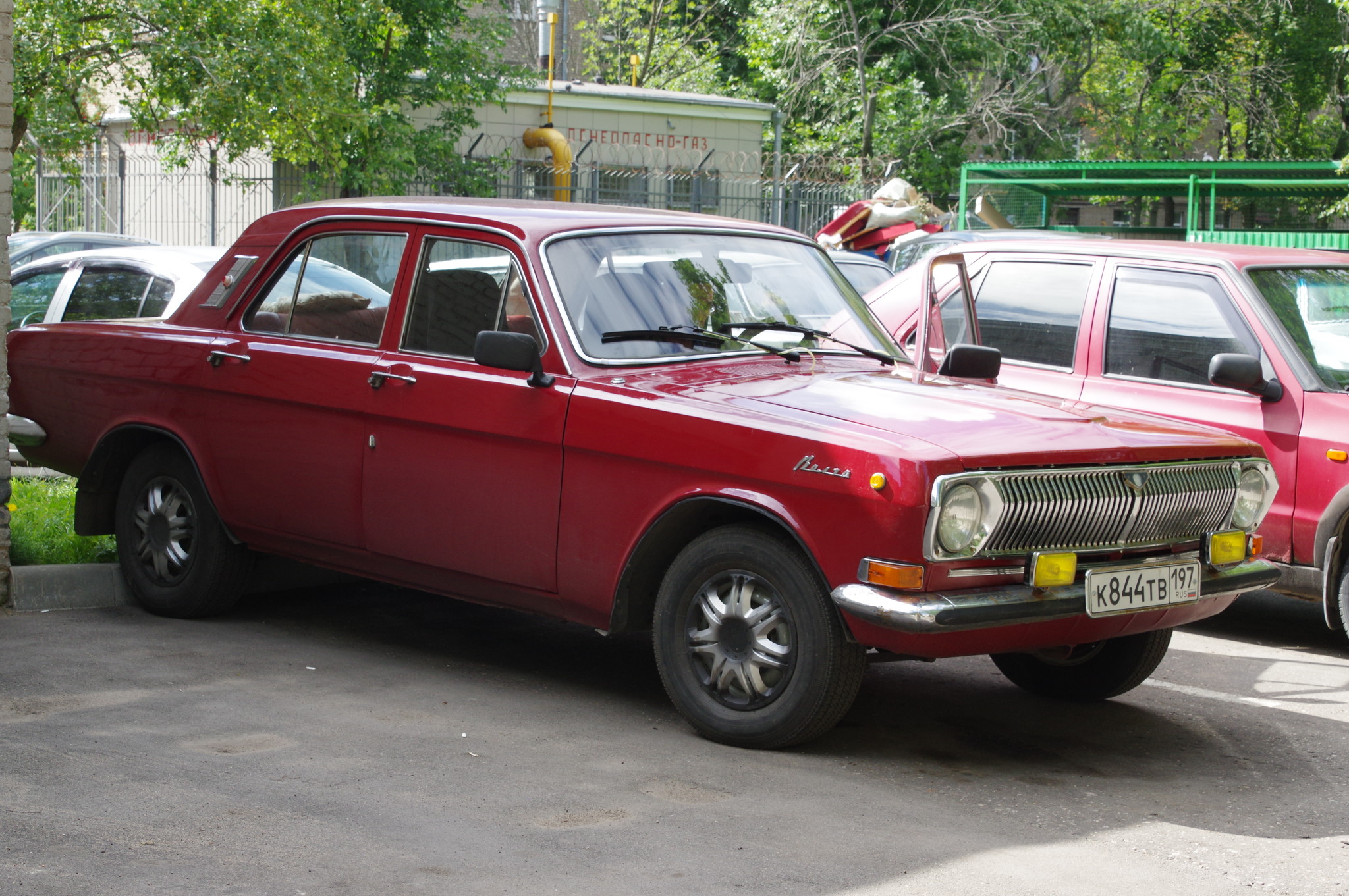 Автомобиль ГАЗ-24 «Волга»