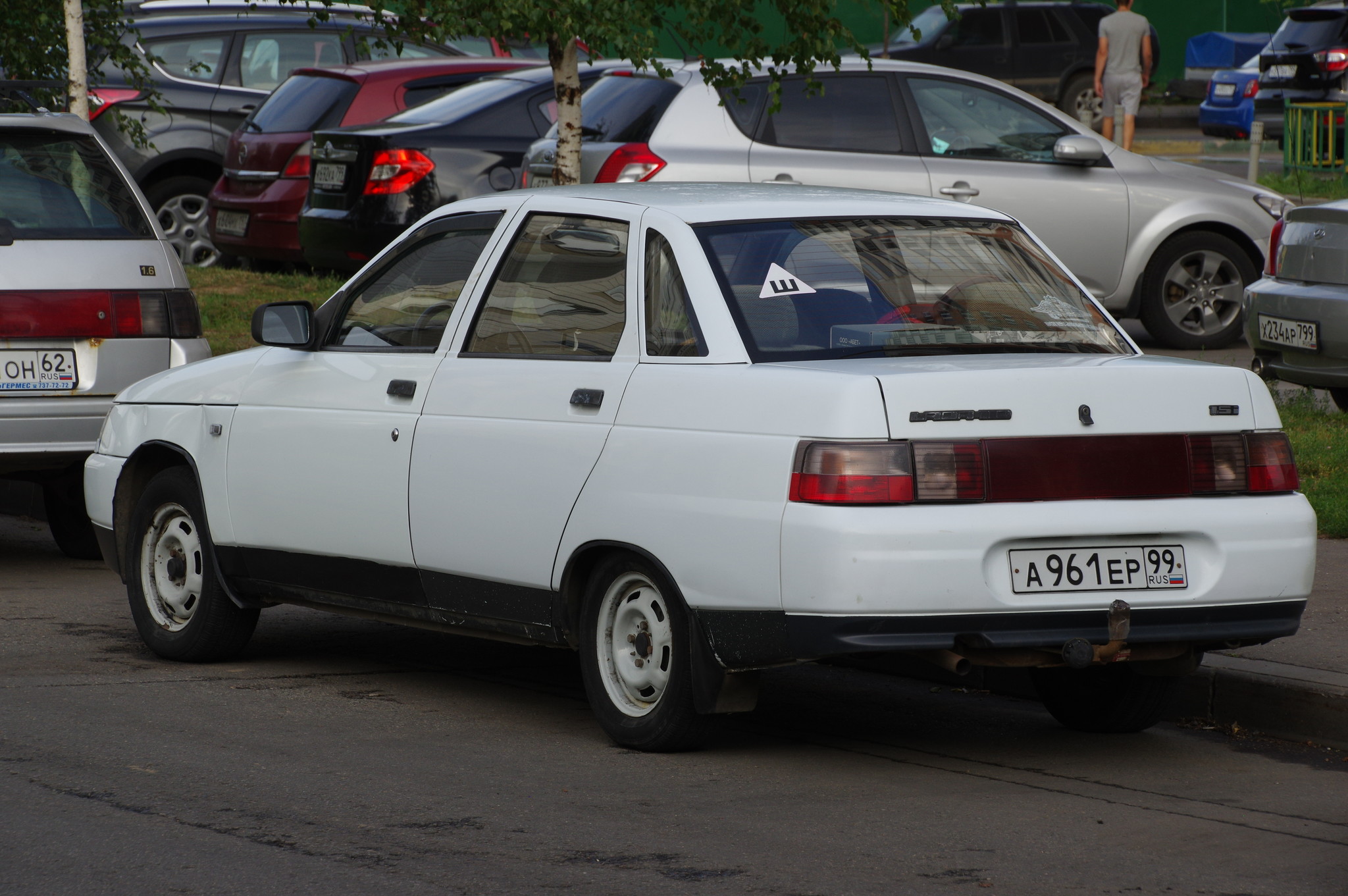 Автомобиль LADA 110 (ВАЗ 2110, он же Лада 2110)
