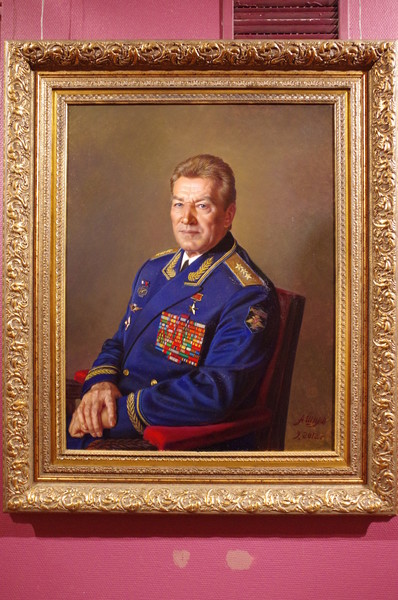 Герой Советского Союза, генерал-полковник, лётчик Н.Т. Антошкин. Александр Шилов, холст, масло, 2012