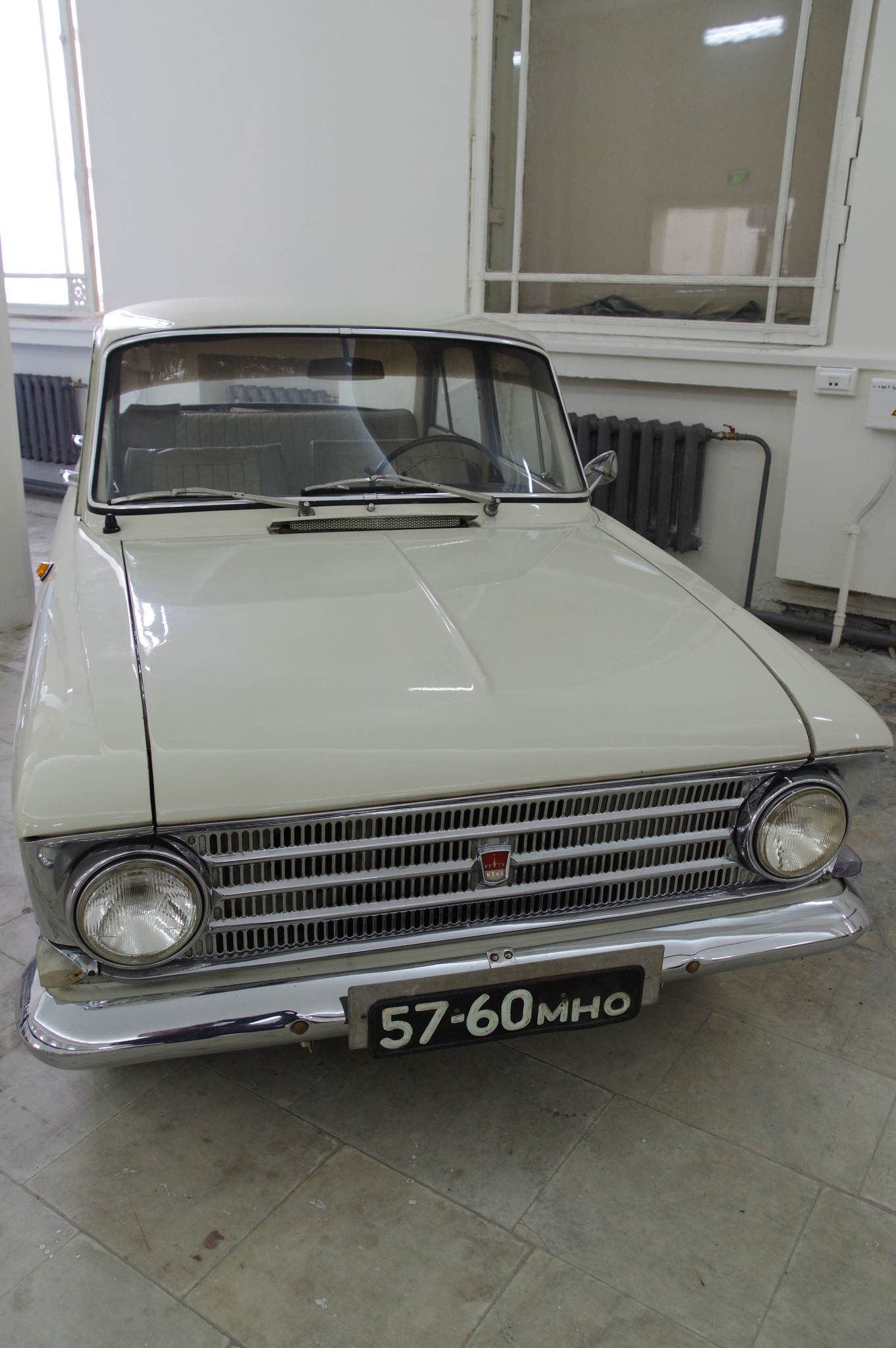 Легковой автомобиль «Москвич-408»