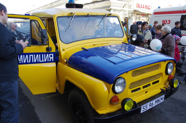 Милицейский автомобиль на базе УАЗ-469Б