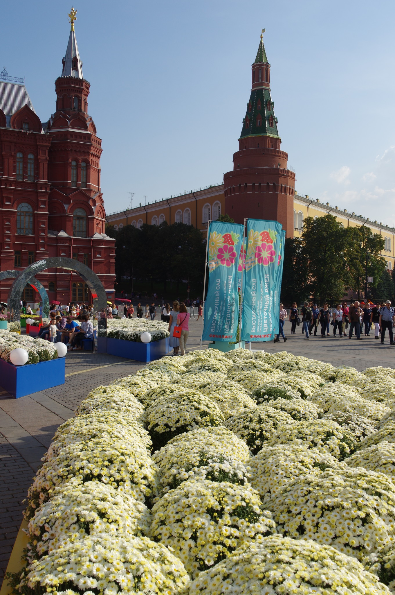 80 лет ВДНХ. Специальный проект фестиваля «Цветочный джем» на Манежной площади