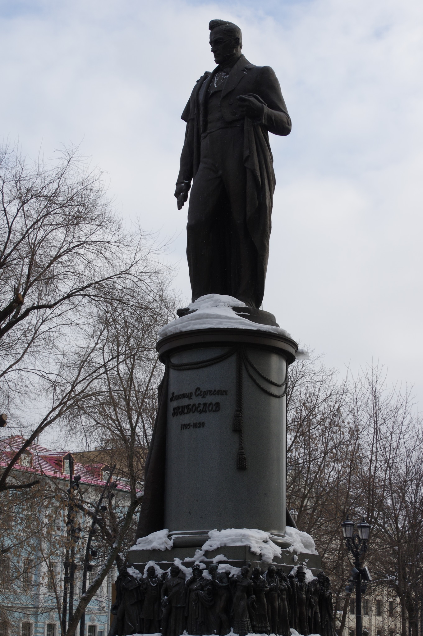 Памятник Александру Сергеевичу Грибоедову в Москве
