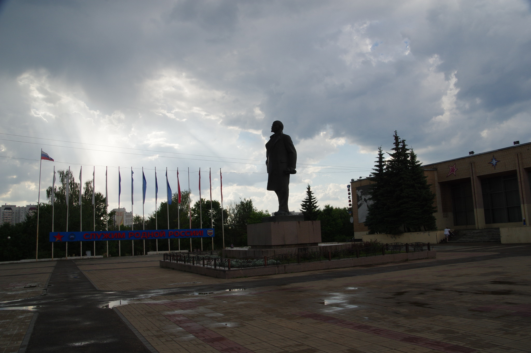 Памятник Владимиру Ильичу Ленину в городе Краснознаменске Московской области