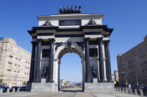Московские Триумфальные ворота