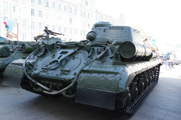 Тяжёлый танк ИС-2М