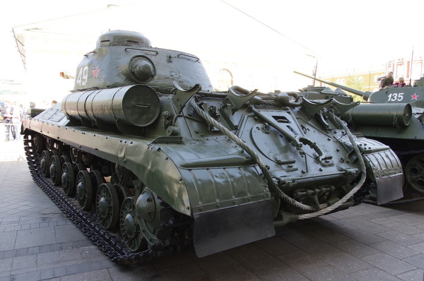 Тяжёлый танк ИС-2М