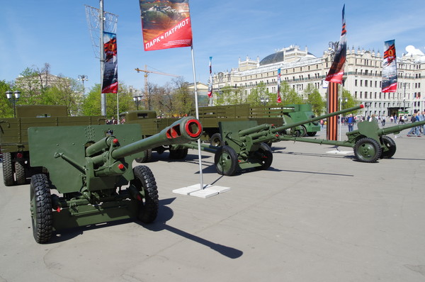 Грабинские пушки ЗИС-3 и ЗИС-2