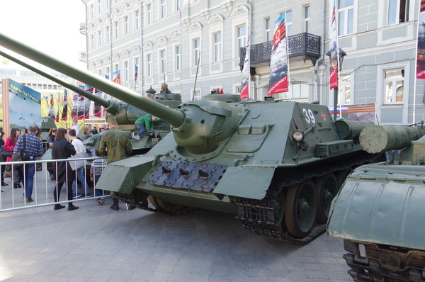 Самоходная артиллерийская установка СУ-100