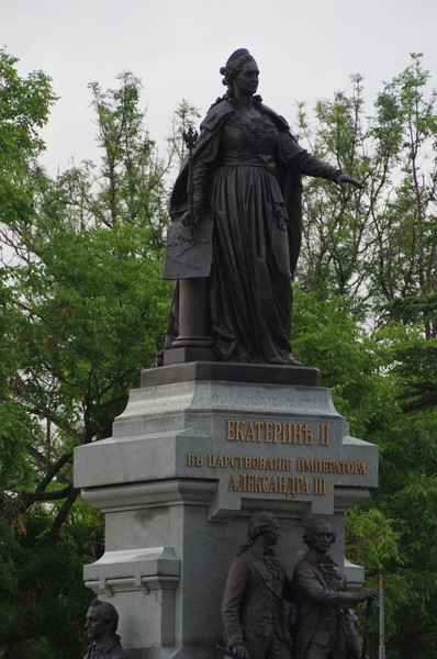 Памятник императрице Екатерине II в Симферополе