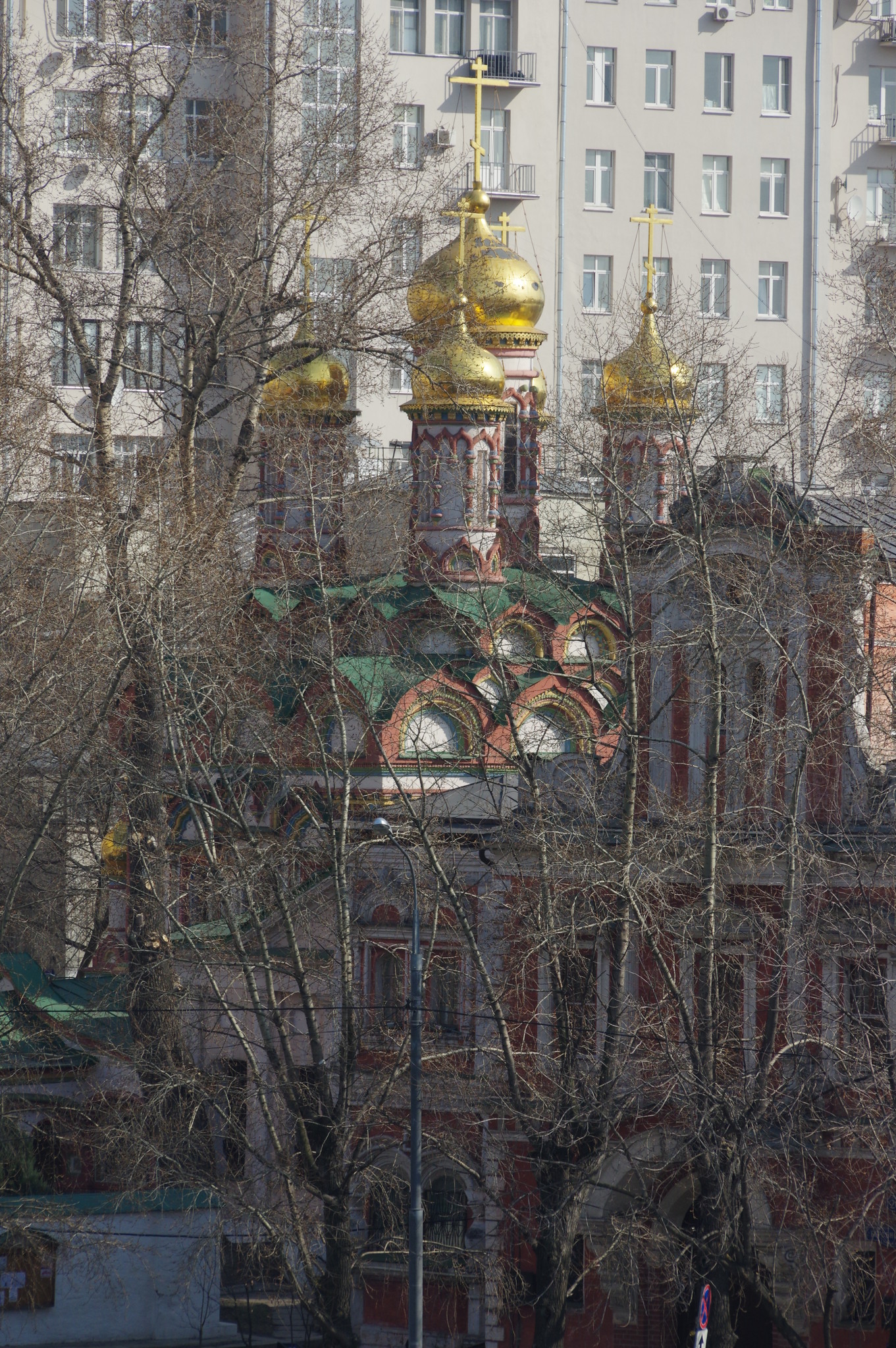 Храм Николая Чудотворца на Берсеневке (Берсеневская набережная, 18-22)