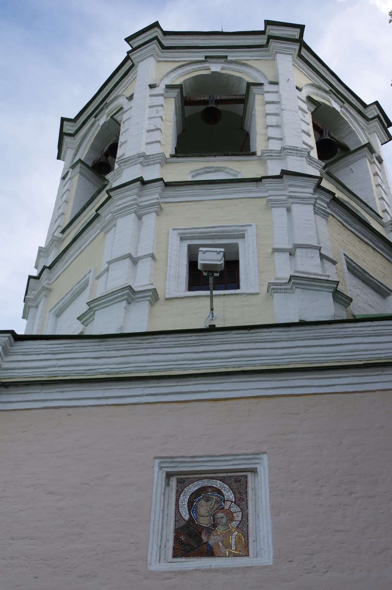 Храм Успения Пресвятой Богородицы в Путинках (Успенский переулок, дом 4)