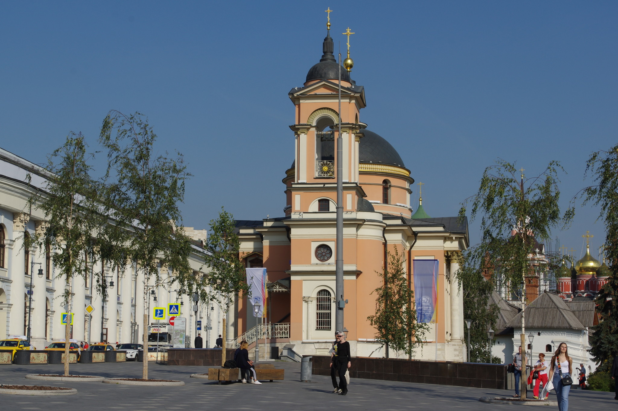 Храм Святой Великомученицы Варвары (улица Варварка, дом 2)